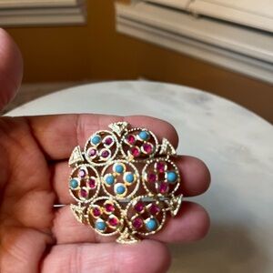 Vintage Sarah Coventry Brooch.  Blue and red in Gold